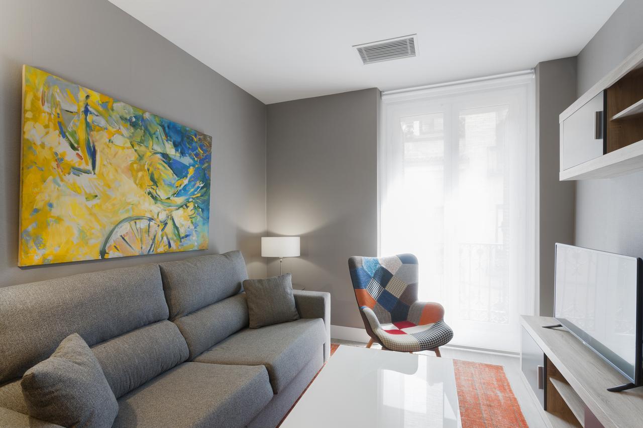 Dobo Rooms Palacio Apartments Madrid Luaran gambar