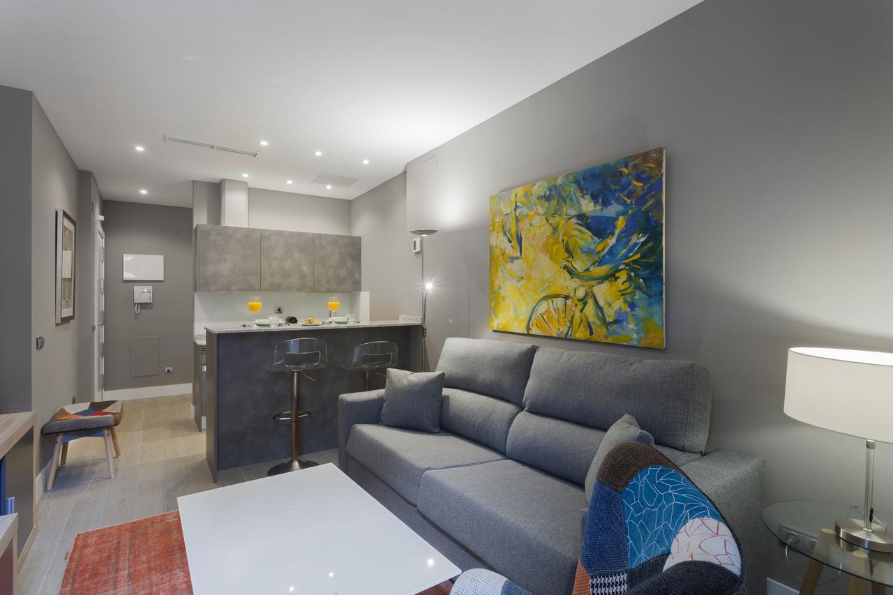 Dobo Rooms Palacio Apartments Madrid Luaran gambar