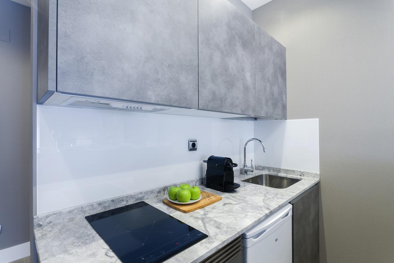 Dobo Rooms Palacio Apartments Madrid Luaran gambar