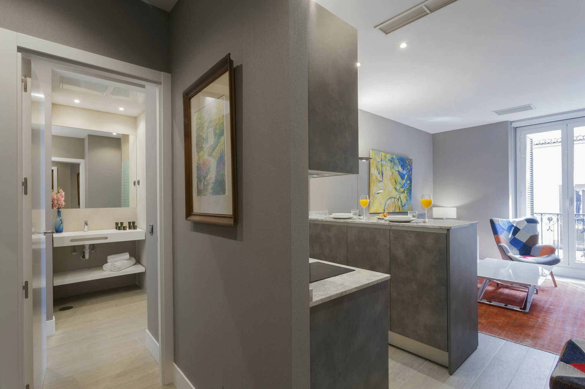 Dobo Rooms Palacio Apartments Madrid Luaran gambar